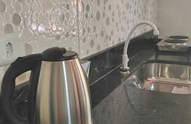 Studio Centro para 4 pessoas com AC - Foto 7