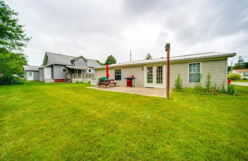 1 Mi to Lake Access Erie Home with Private Backyard - Foto 22