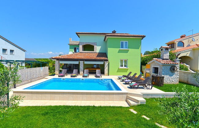 House 1891 - Photo 1