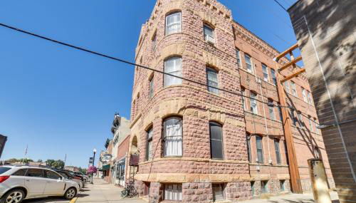 Downtown Yankton Suite Walk to Restaurants! - Photo 3