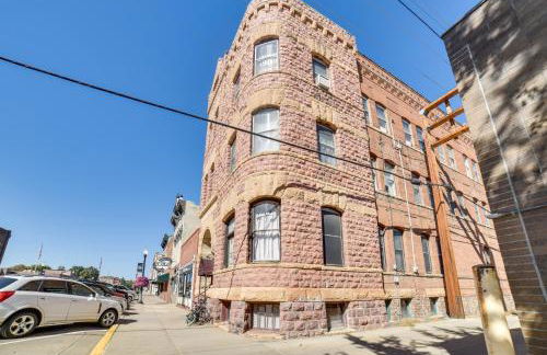 Downtown Yankton Suite Walk to Restaurants! - Foto 3