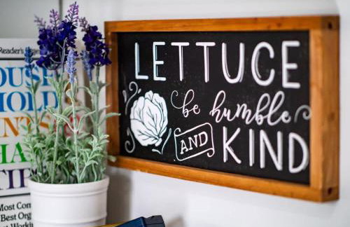 Spacious 4 Bedroom Sleeps 10 with Sauna and Hot Tub - Foto 25