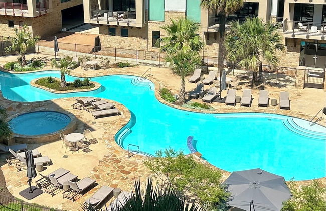 Luxury Waterfront Condo W/pool & Views! - Foto 24