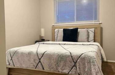 Cozy Bungalow in Madison Heights - Foto 11