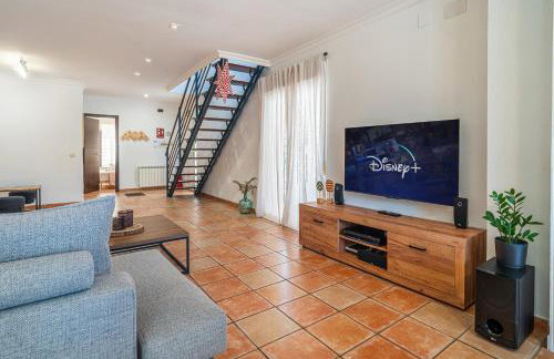 Casa familiar junto al lago con zona de juegos, cine y BBQ - Foto 29