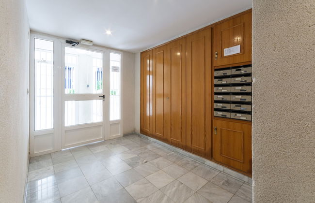 Estornell With 2 Bedrooms and 1 Bathrooms - Foto 20