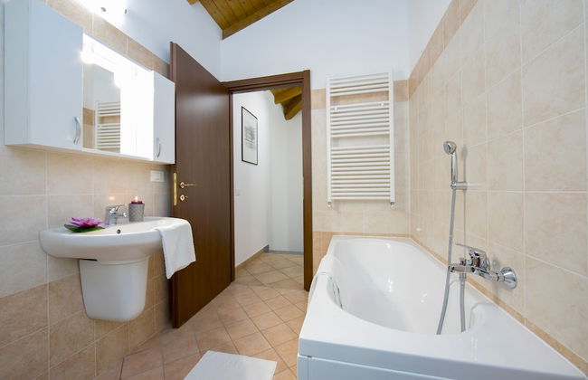 Le Betulle Garden in Laveno - Foto 11