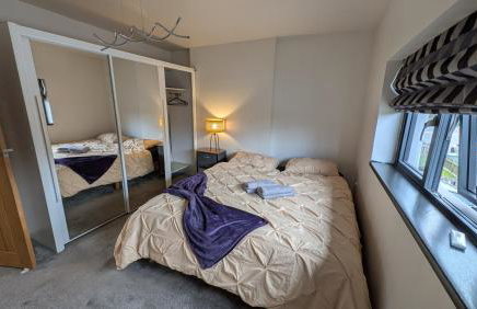 Modern 3-Bed Family Haven wFree Parking - Foto 16