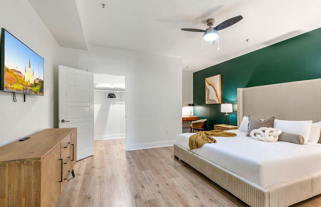 Modern Condos in California Building by Hosteeva - Foto 39