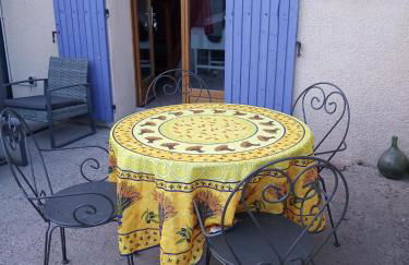 le Mas de la Jardine - Foto 41