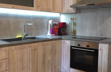 Elata Stone House - Photo 14