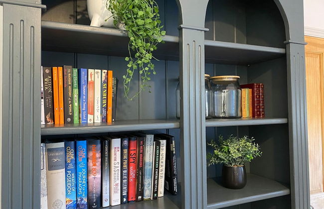 Luxurious Victorian Villa With Parking, Sleeps six - Photo 25