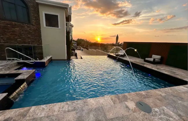 suites in Montego Bay Jamaica - Foto 1