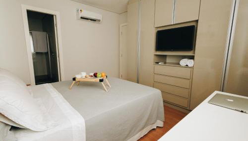 LRFlat 3 - Flat para pessoas exigentes com requinte e conforto próximo de tudo! Garagem e portaria 24h - Foto 4