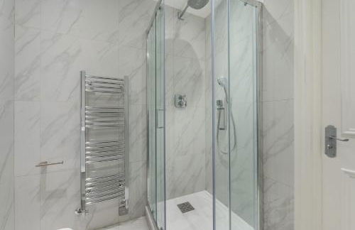 5H Modern Elegance 1-Bedroom City Living in London - Foto 23