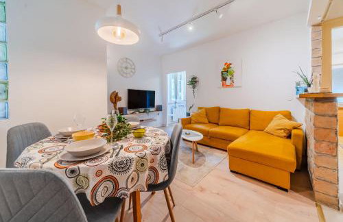 Cango City Center Apartment 5 minutes from Main Square - Photo 5