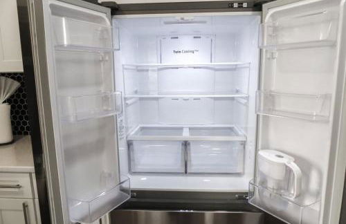 3Bed 2Bath Apt Near NYC plus Parking and Laundry - Foto 28