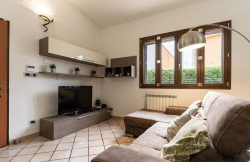 Deep Blue Sea - Photo 15