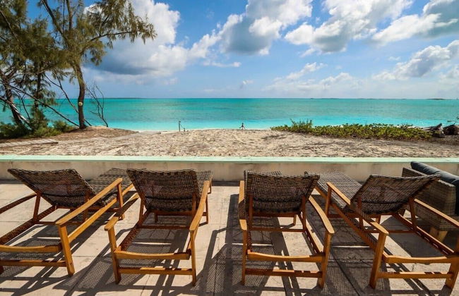 Beachfront White Palm Villa - Tar Bay - Foto 24