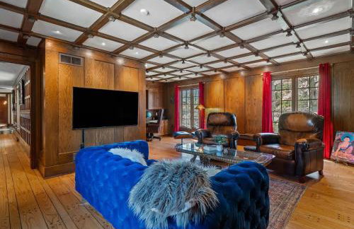 Unique Estate 5 Bedrooms Fire Pit Sleeps 10 - Foto 37