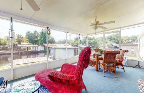 Boat Dock! Sunshine House on St Johns River - Photo 23