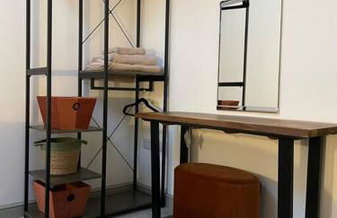 Smithy Bungalow, free private parking included, Buxton - Photo 16