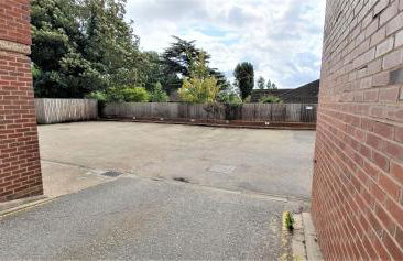 Cliftonville Heights - 2 bed Home away from Home - Photo 21