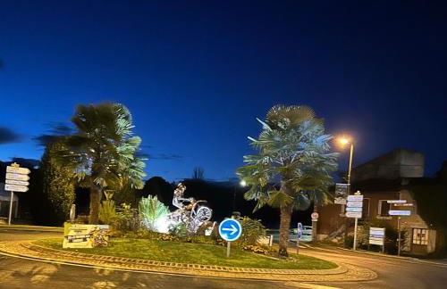 DUPLEX VINTAGE PROCHE de la GARE SNCF - Foto 51