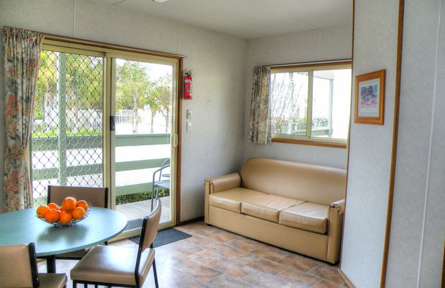 Lake Hamilton Motor Village & Caravan Park - Photo 17