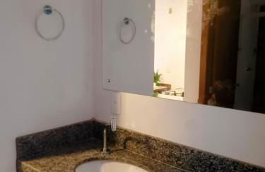 "Prainha Flats" com Jacuzzi e Piscina - Foto 20