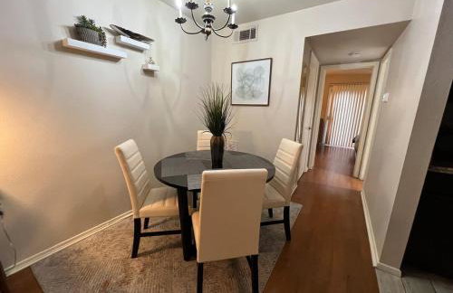 Mid-City One Bedroom Apartment with King Bed - Foto 13