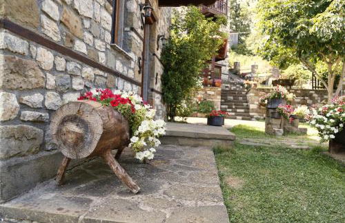 T'Asprolithia - Photo 19