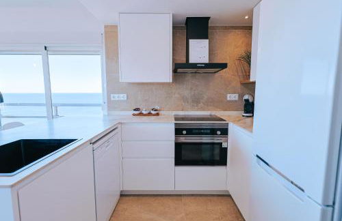 Apartamento prémium con 5 Piscinas Barbacoa Tenis Frontenis - Foto 21