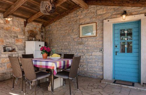 Mediterranes Steinhaus mit Privatpool, Sauna, Meerblick, Kamin, Sommerkueche - Foto 24