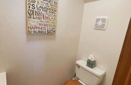 Shady Pines- Cozy Mountain Retreat - Foto 6