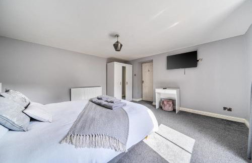 Cosy Apartment Above Village Pub - Photo 25