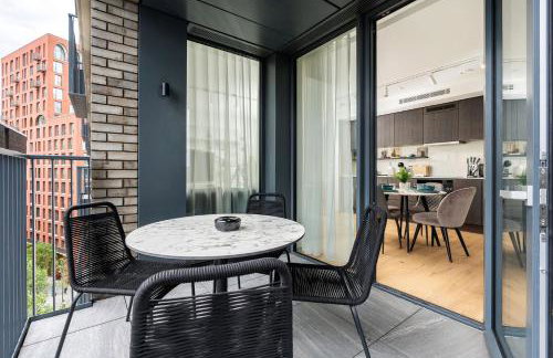 King's Cross Retreat With Terrace 2 Bed 2 Bath Coal Drops Yard 10 Mins Walk From St Pancras Station - Foto 26
