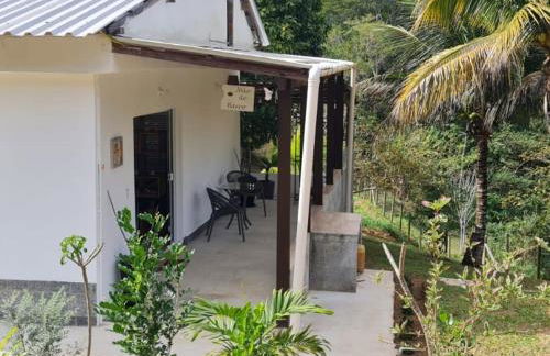 Loft com piscina natural em Cachoeiras de Macacu - Foto 35