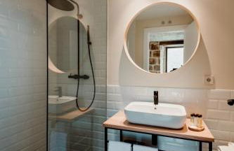 Boutique Palacio Condes de Cirac - Photo 111