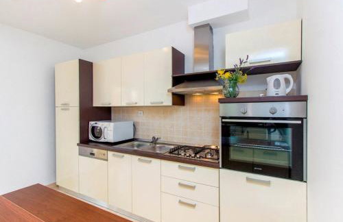 Rural Escape with Pool - Villa Krka - Foto 46