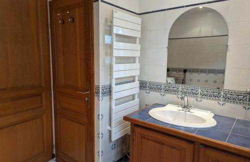 Gîte de Charme avec WiFi et Animaux Admis - FR-1-653-42 - Foto 21