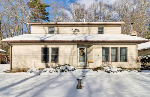 4 Mi to Camelback! Group-Friendly Poconos Cabin - Foto 34