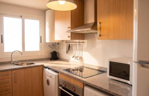 Modern apartment in Vinaròs with sea view and shared pool - Foto 8