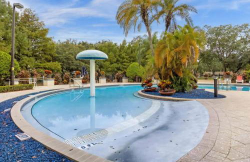 3 Bedrooms S / Lucaya Village Townhouse by RedAwning - Foto 42