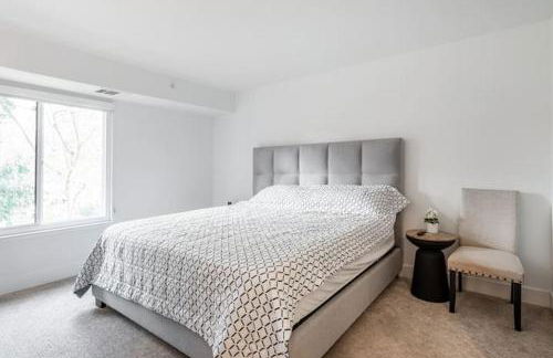 Sharon Green apartments by FantasticStay - Photo 72