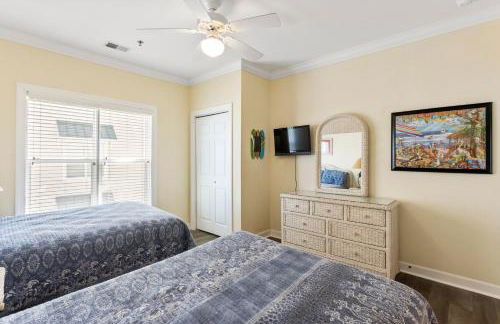 Oceanview 4BR/4BA Condo, Steps to Beach/Pool - Foto 43