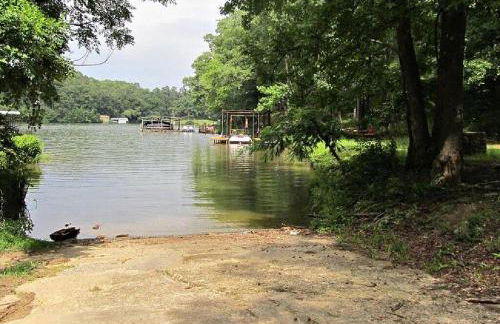 Secluded Home with Mini Waterfall and a Creek in Hot Springs - Foto 27