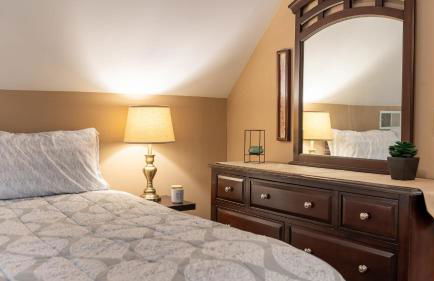 Bear Trail Chalet by Avantstay Retreat w/ Outdoor Living Deck & Fire Pit - Foto 127