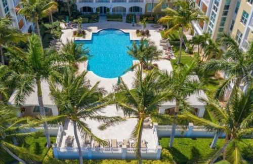 Turnkey Tranquility with Marina & Intercoastal views - Foto 7