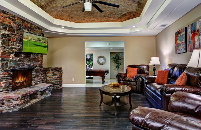 Resort-like w/ Tennis, Bocci, Golf & Games Galore! - Foto 14